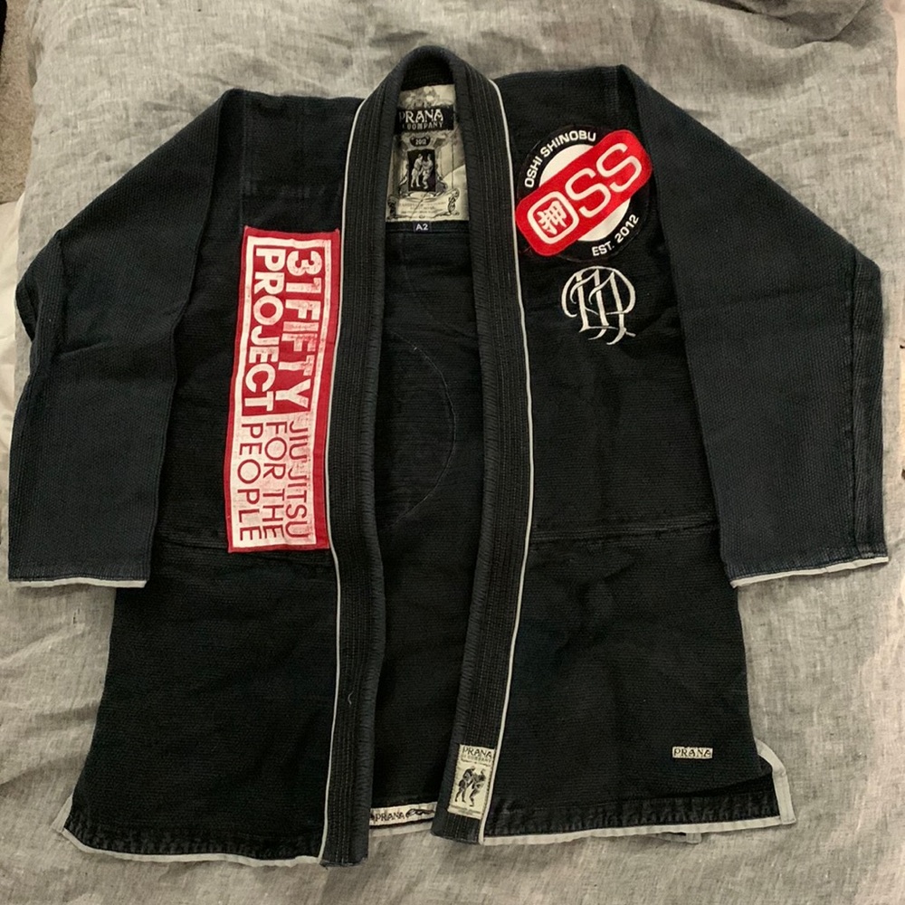 Brazilian Jiu Jitsu (BJJ) GI - A2